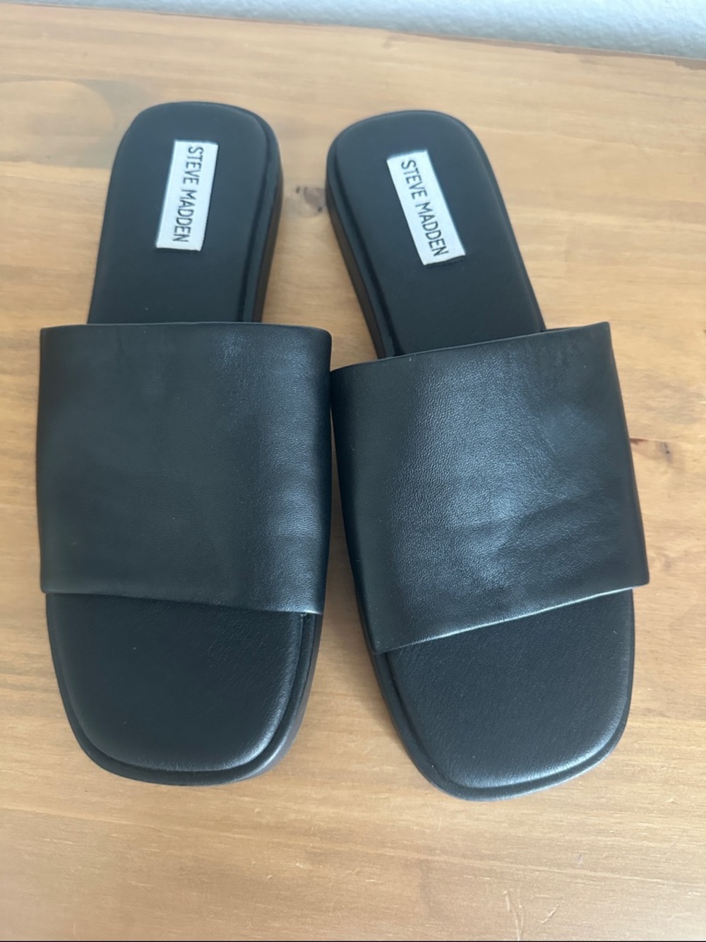 Steve Madden Black Wide-Band Slide Sandals